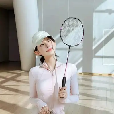 邹轩云